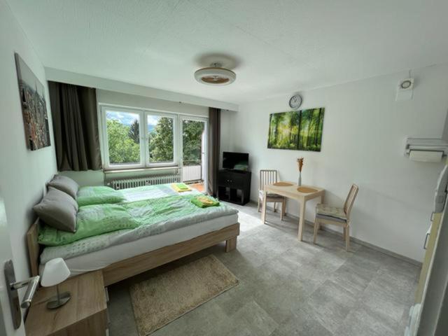Ruhig gelegenes Apartment Stuttgart Buitenkant foto