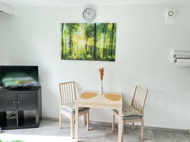 Ruhig gelegenes Apartment Stuttgart Buitenkant foto